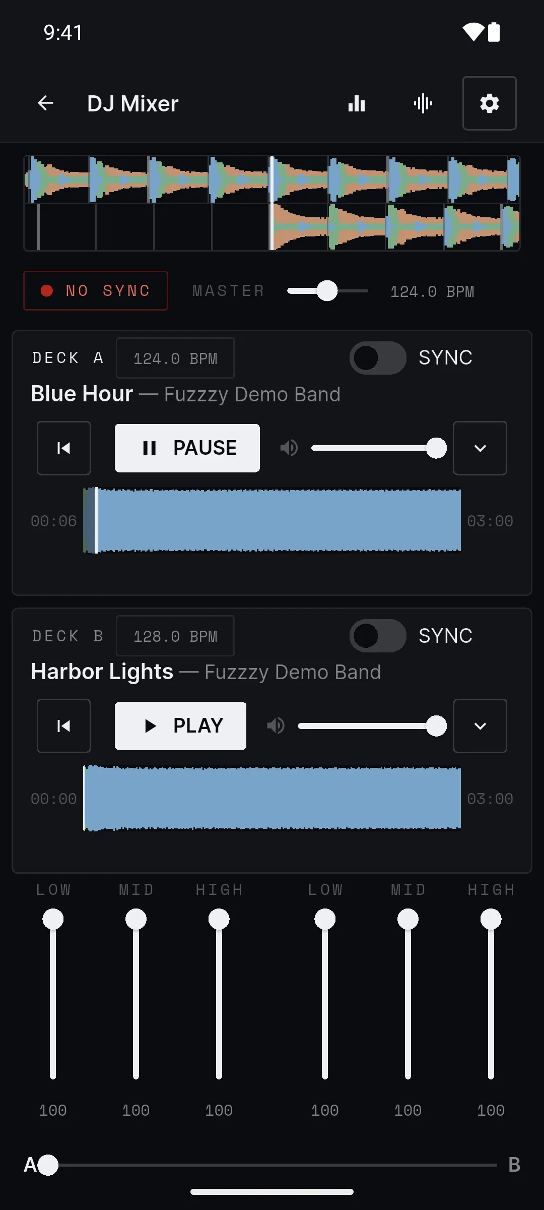 Deck A playing, with PAUSE showing and the crossfader all the way to A.